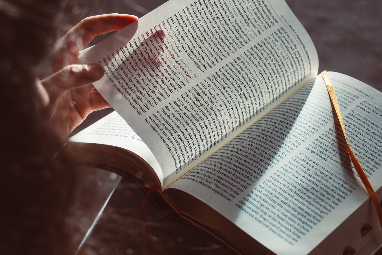 Sejarah dan Perkembangan Literasi