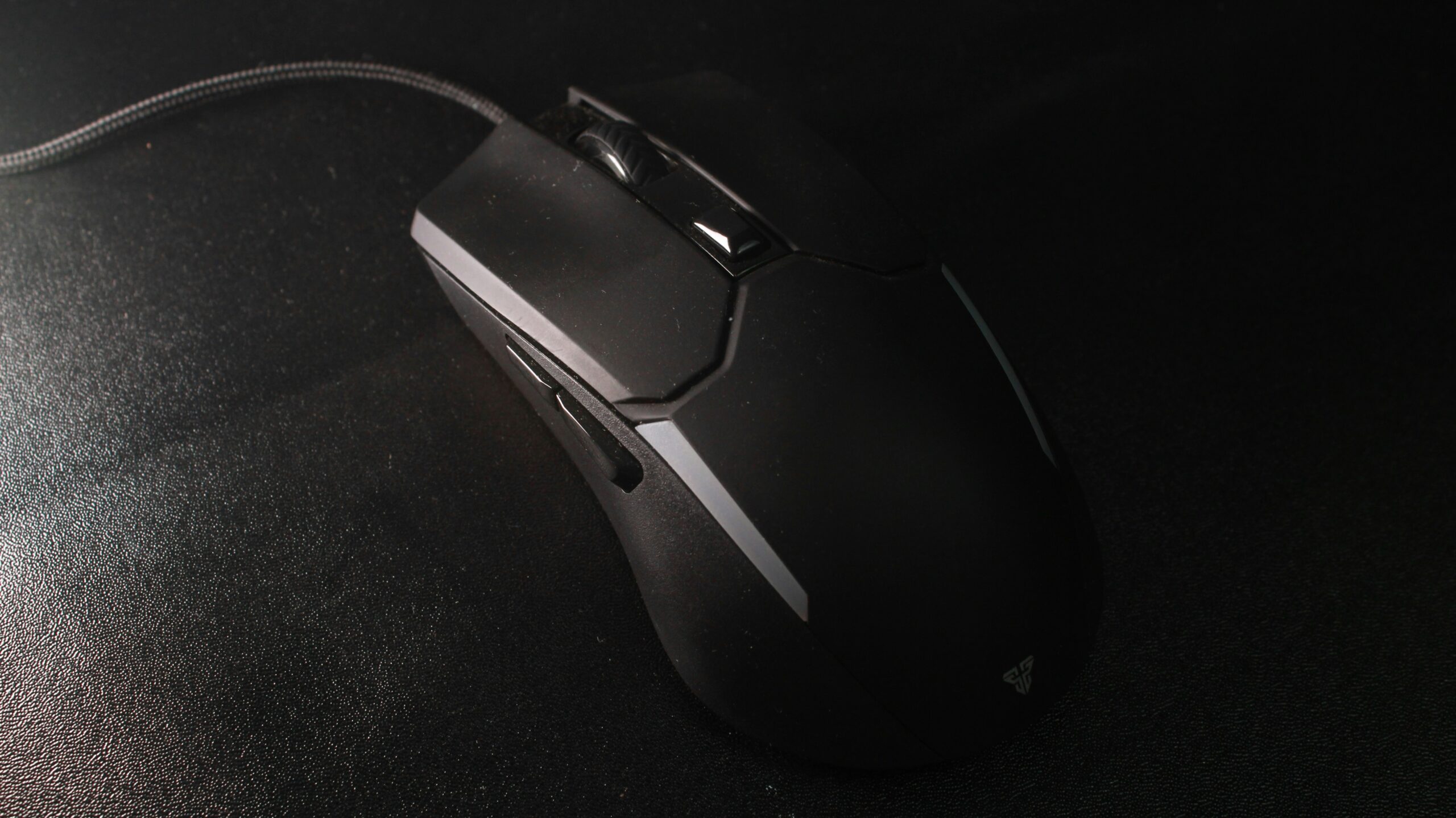 Mouse Perangkat Pengendali yang Multifungsi