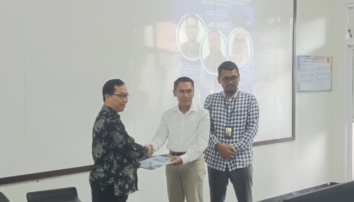 SOSIALISASI PARTISIPASI PUBLIK TERHADAP RANCANGAN PERATURAN PRESIDEN TENTANG KEPATUHAN HUKUM DALAM PEMBENTUKAN PERATURAN PERUNDANG – UNDANGAN DAN PELAKSANAAN HUKUM