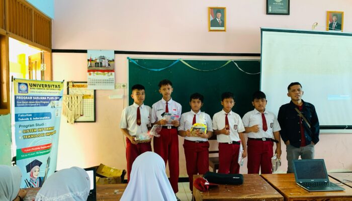 Mahasiswa dan Dosen UBSI Purwokerto Gelar Pelatihan Microsoft Office untuk Siswa SDN Mandirancan