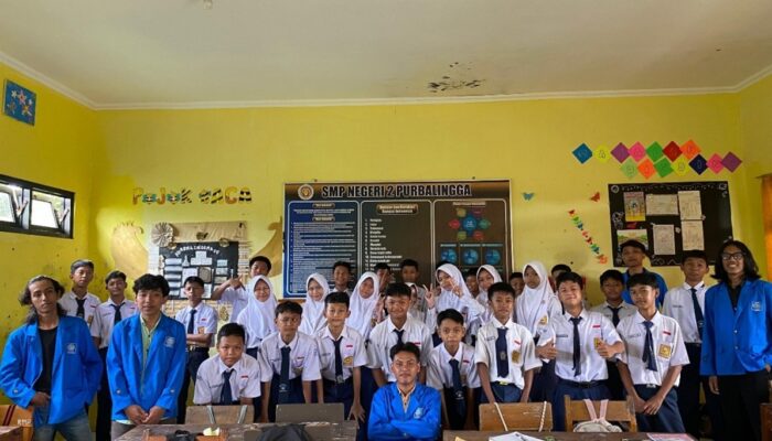 Edukasi Pandai Bermedia Sosial sebagai Upaya Meningkatkan Kesadaran Etika Digital Siswa SMP Negeri 2 Purbalingga